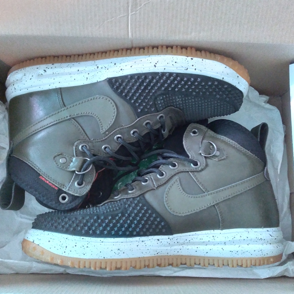 COPY - COPY - Lunar Force 1 duckboot